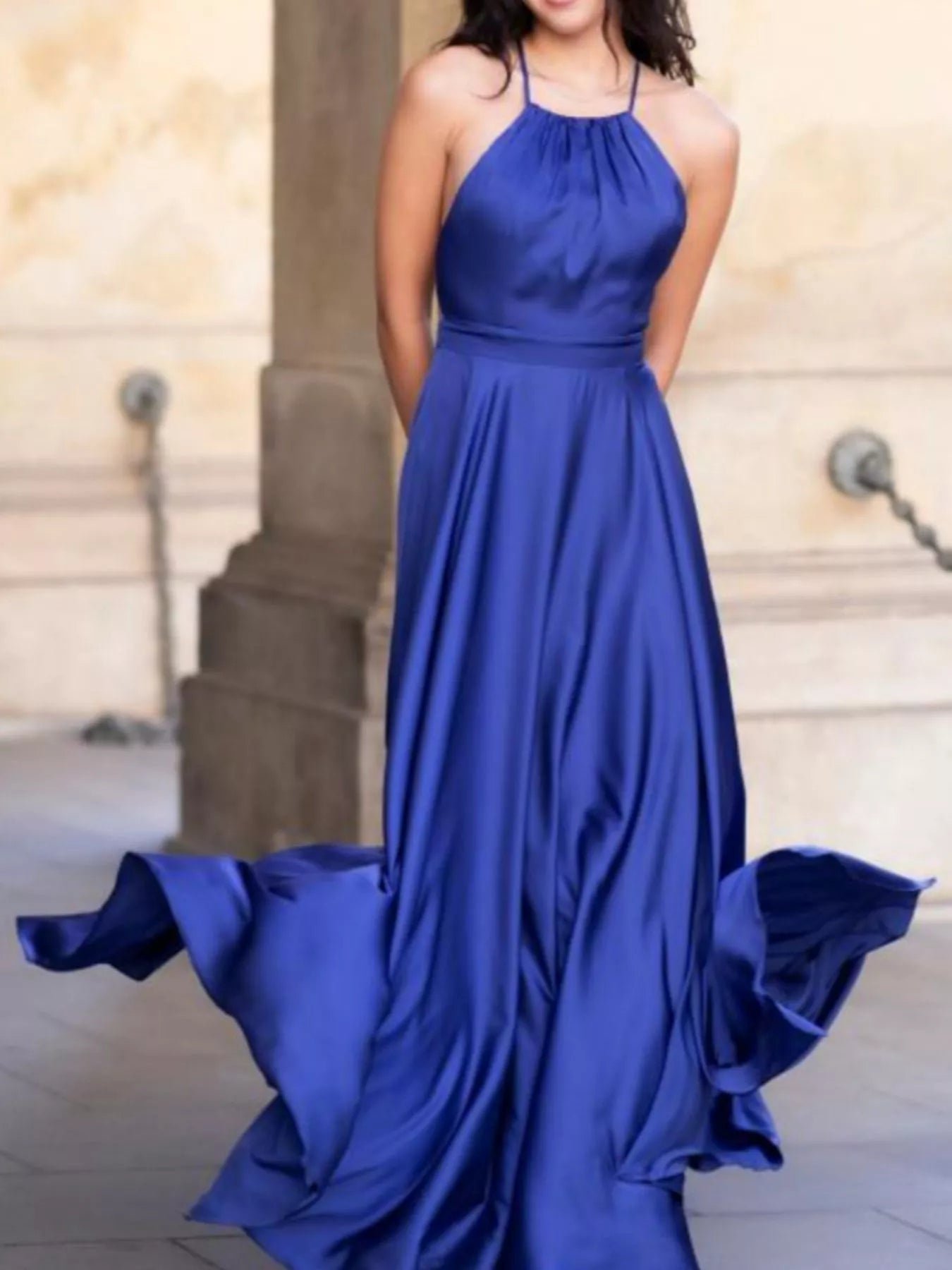 Halter Neck Slit Maxi Dress 013b8a49-9c95-4987-8211-ce57fbab471a-Max-Origin