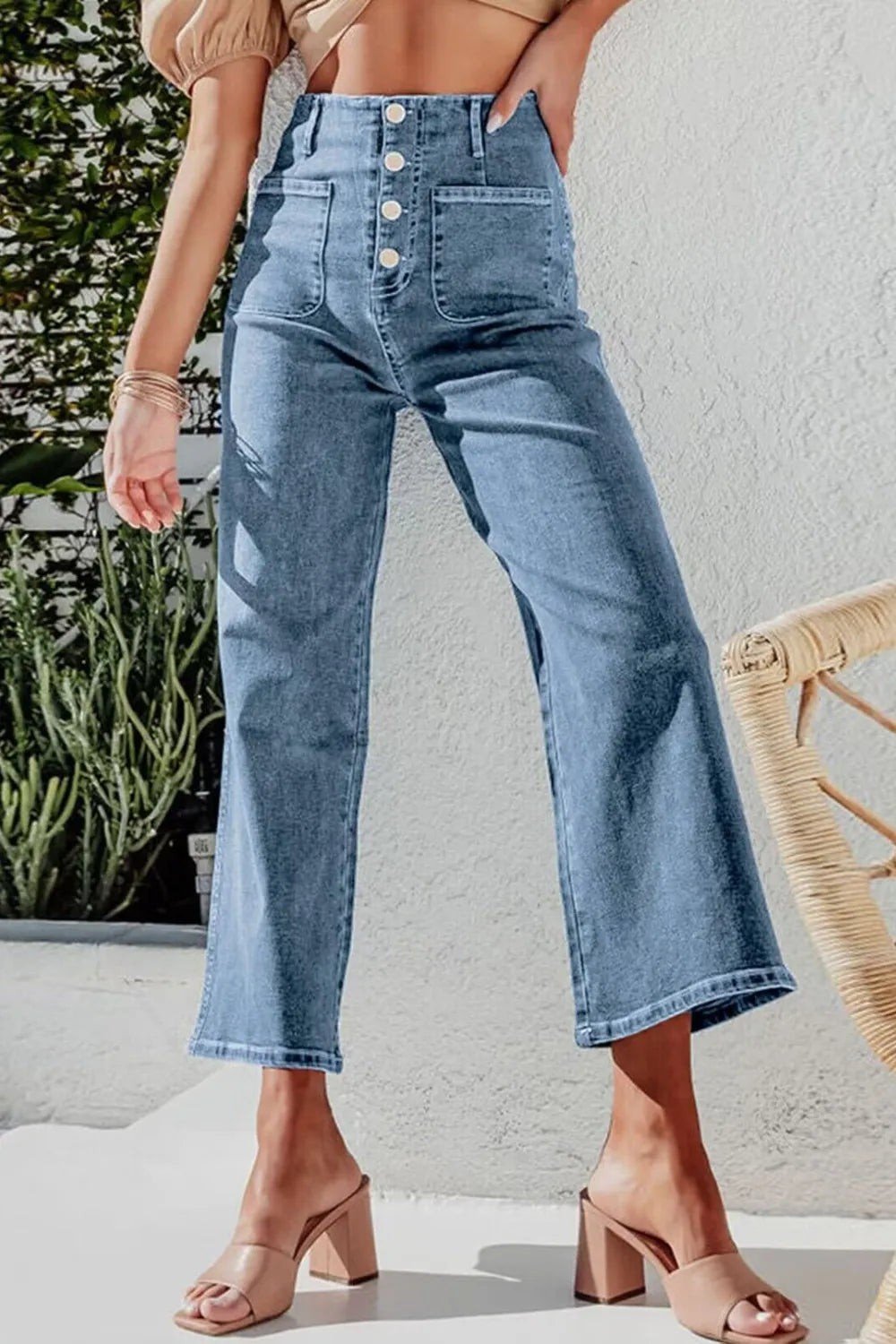 Button Fly Cropped Wide Leg Jeans 84de4c19-38d3-4464-9e6a-67ee29bd5376-Max
