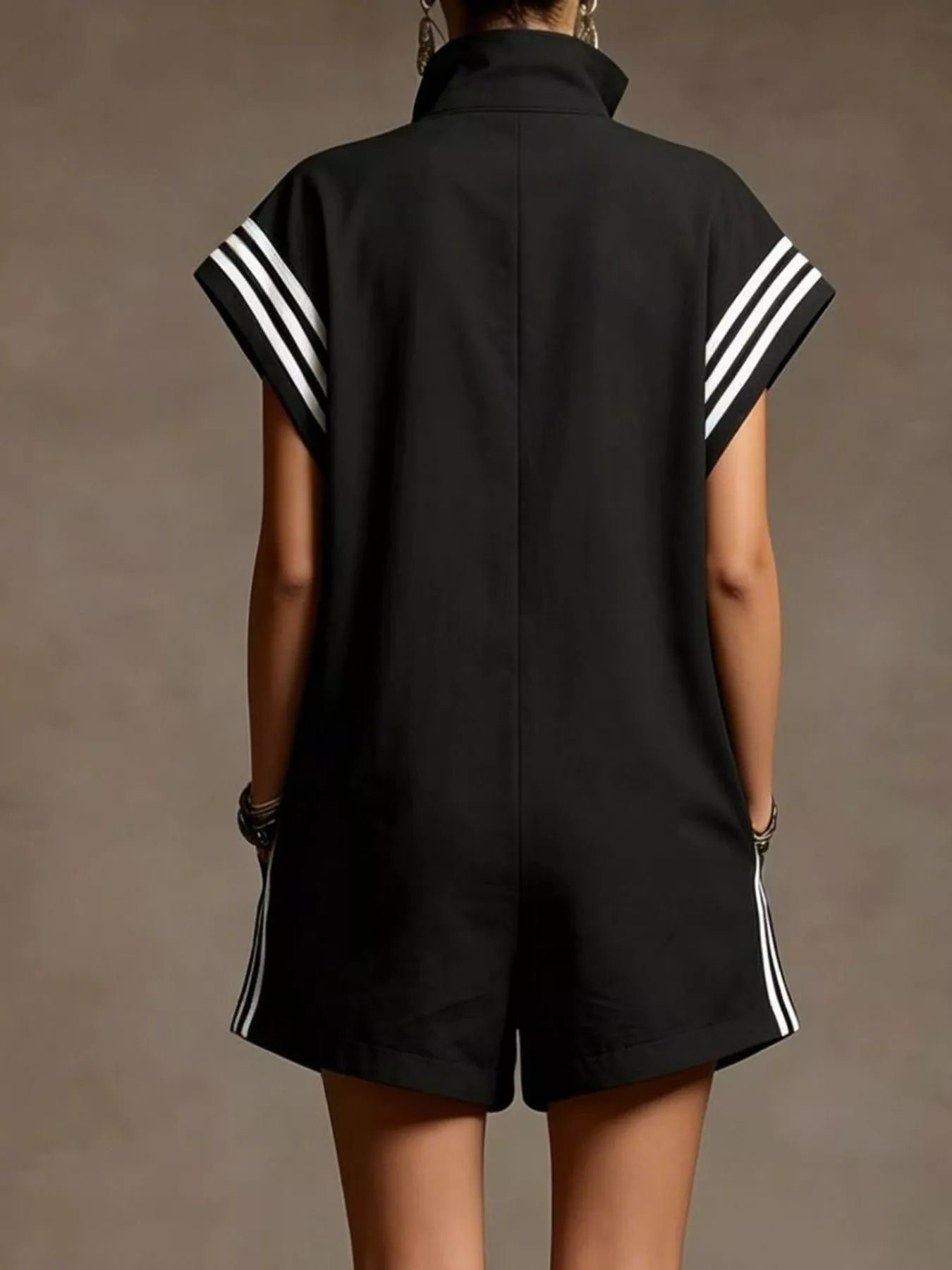 Striped Zip Front Short Sleeve Romper 13dffa23-b668-41a4-9948-4e9b63539a74-Max-Origin