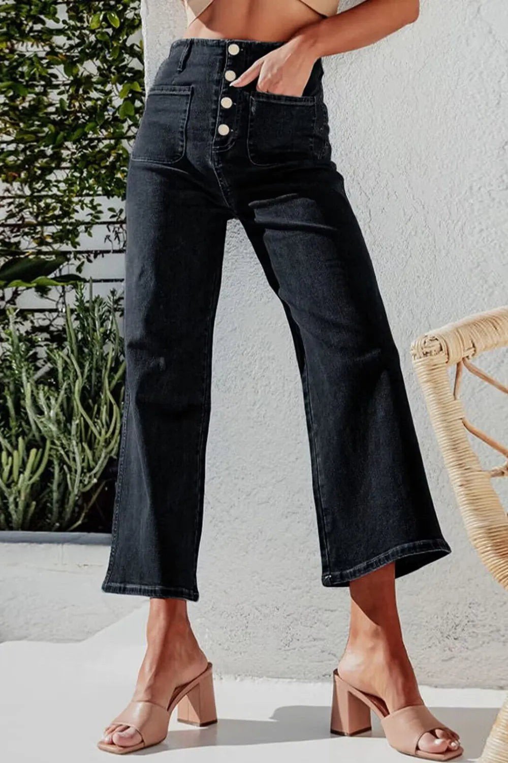 Button Fly Cropped Wide Leg Jeans e27822bf-bf2a-49c1-af8c-b5545c4548db-Max