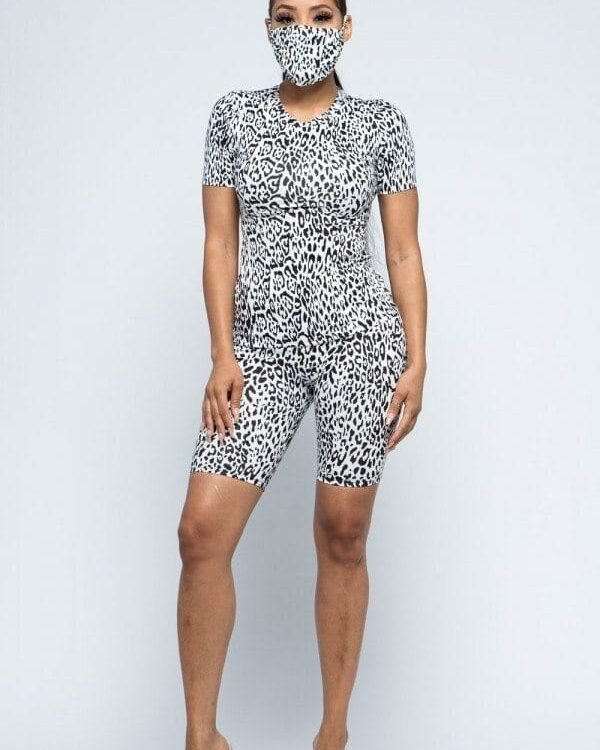 Brushed Short Sleeve Top And Biker Pants And Face Mask Set