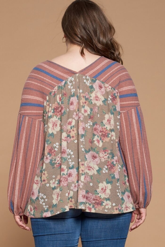 Floral printed knit top