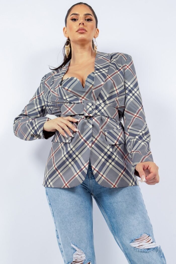 Oversized blazer with belt
