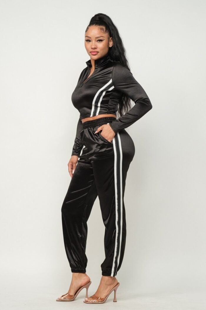 Front zip up stripes detail jacket and pants set