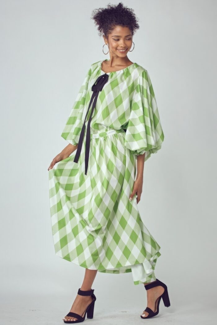 Balloon sleeves very over fit pocketed dress