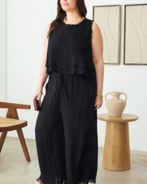 plus size boho sleeveless frayed hem top