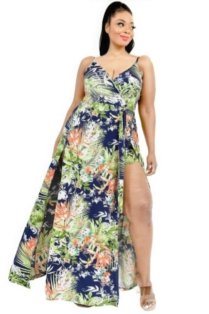 Curvy Women’s Summer Maxi Dress with Tropical Leaf Print. Plus Size Tropical Dress with Surplice Neckline. Plus Size Tropical Leaf Print Surplice Maxi Dress – Front View