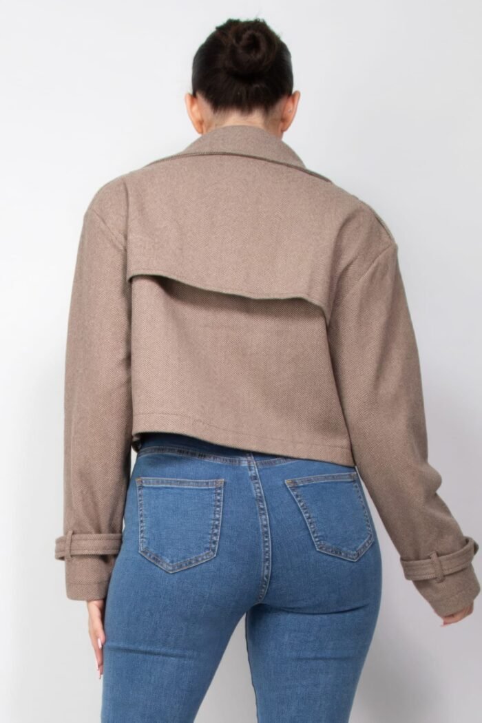 Notch buckled sleeve crop trench coat