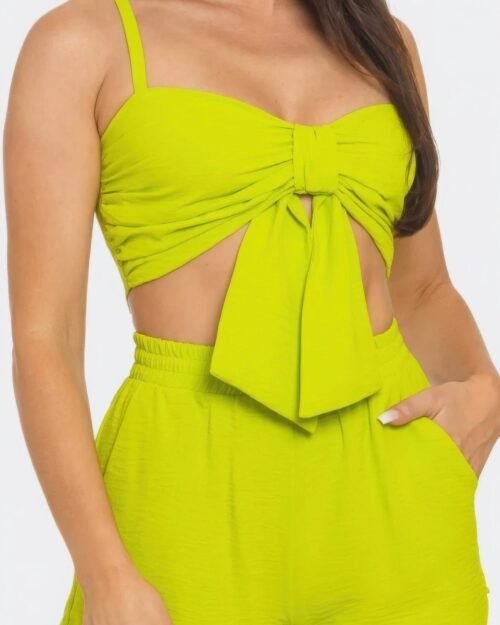 front oversized bow twisted tie top and shorts set