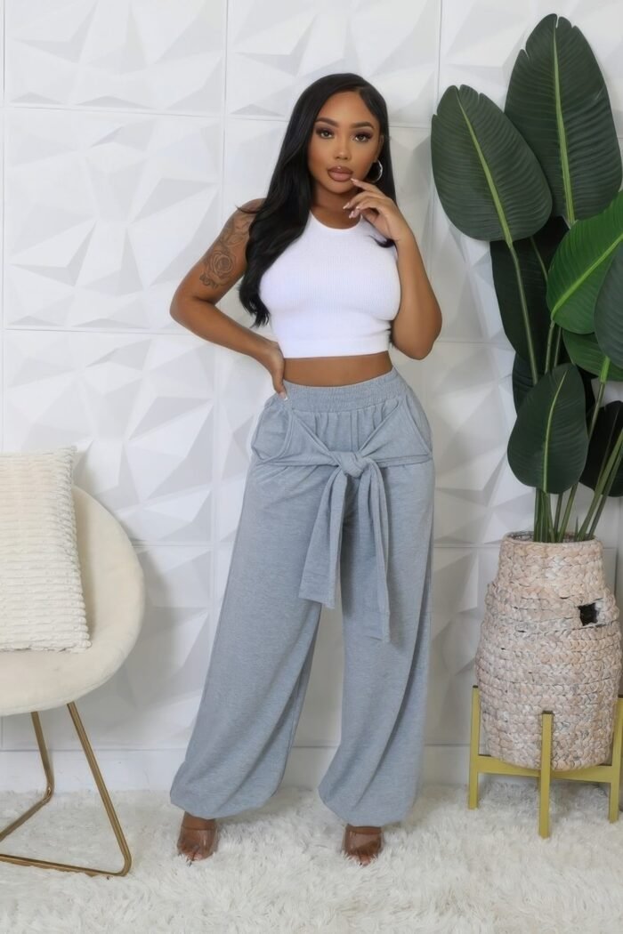 High-waisted stretch pants