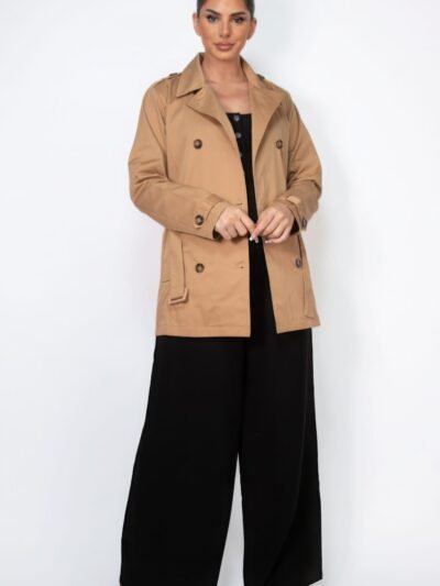 Belted Coat double-breasted closure