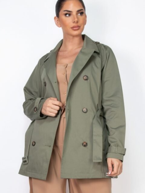 Belted Coat double-breasted closure