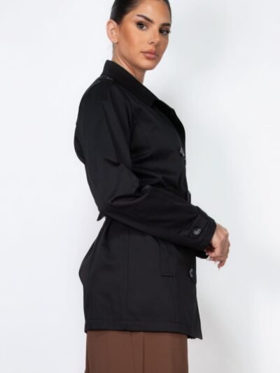Belted Coat double-breasted closure