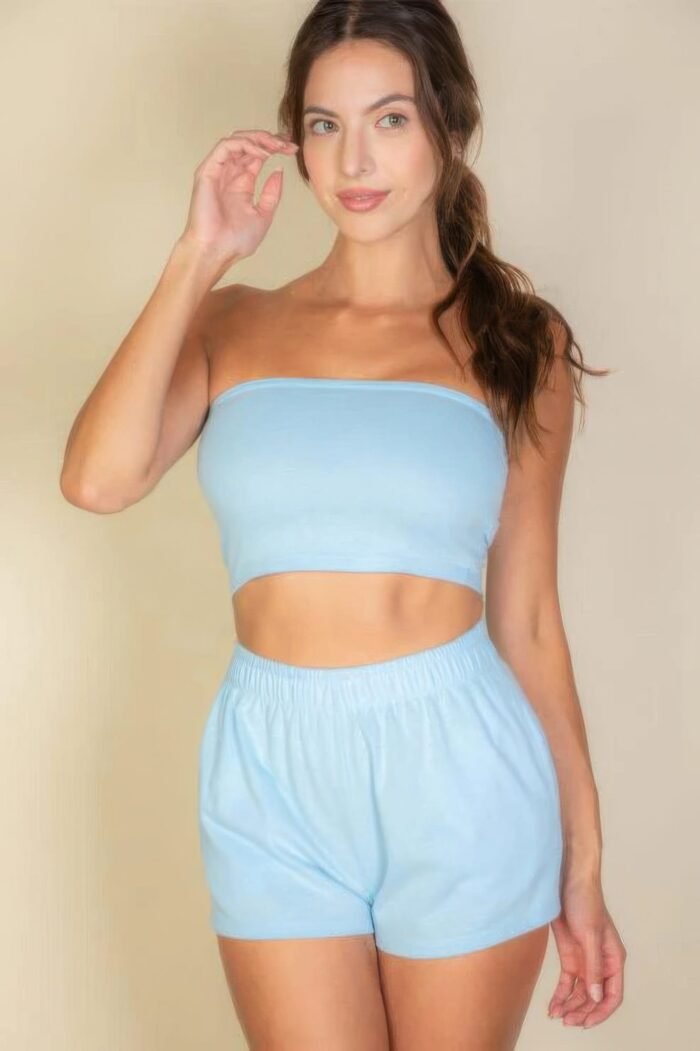 Simple solid color tube top and shorts two piece set