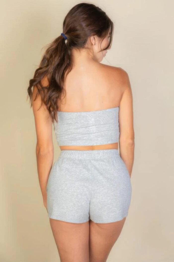 Simple solid color tube top and shorts two piece set