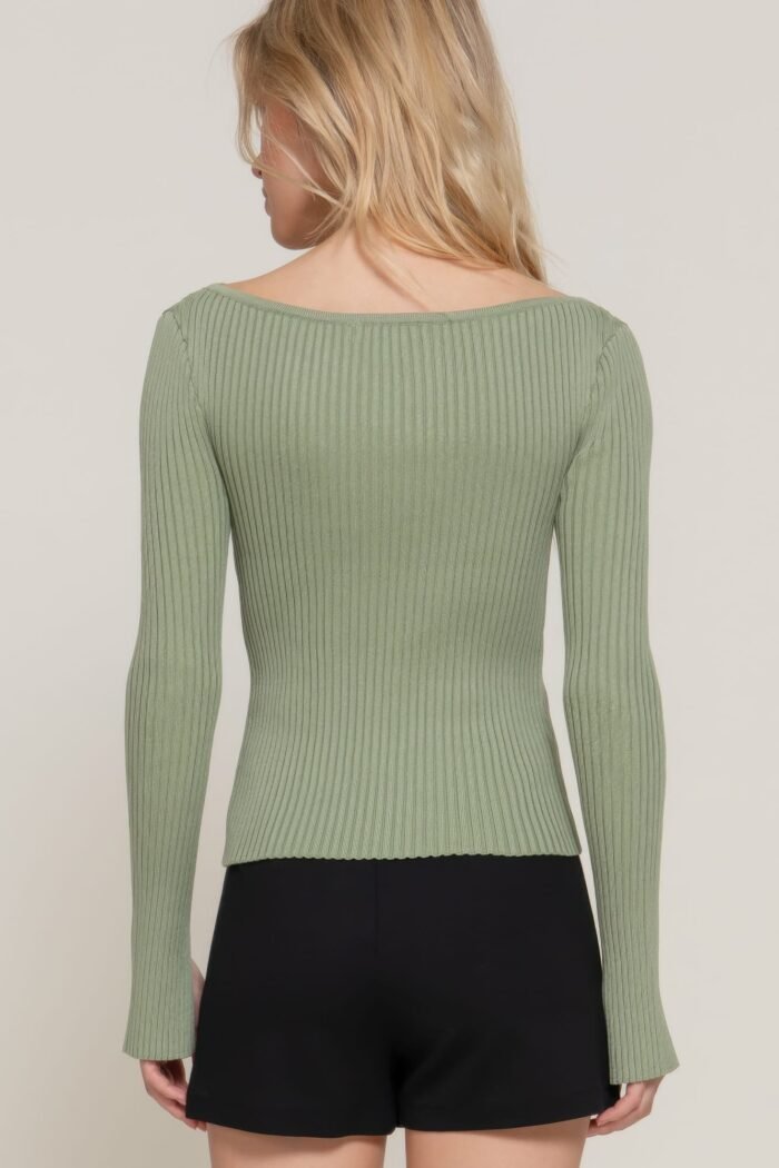 Long sleeve boat neck sweater