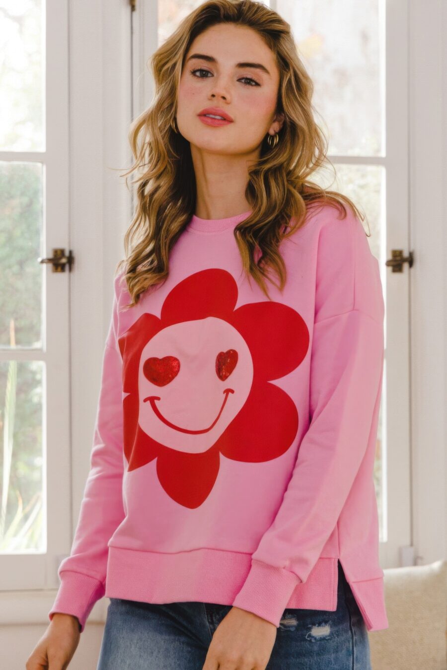 Smiley flower oversized pullover