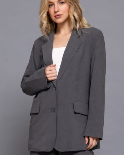 tailored long sleeve blazer with notched collar