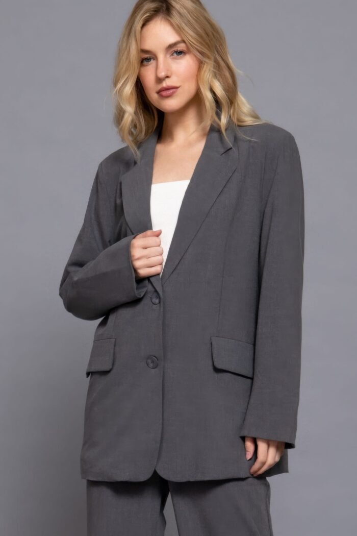 Tailored long sleeve blazer with notched collar