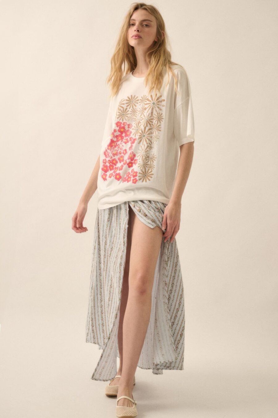 Duo flowers vintage-wash oversized graphic tee