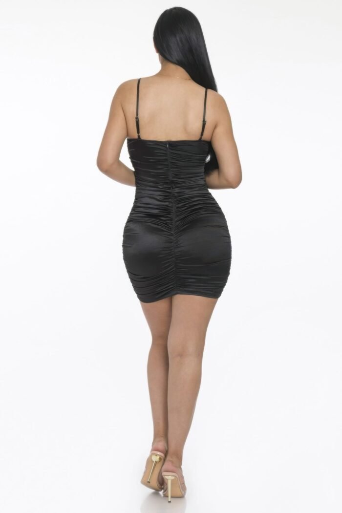 Black front twist mini dress – elegant and flattering fit