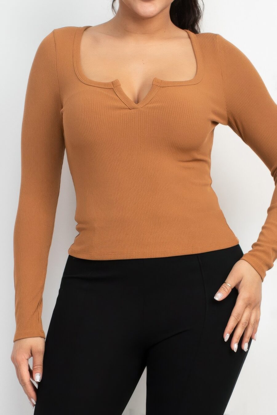 Solid v-collared neck top