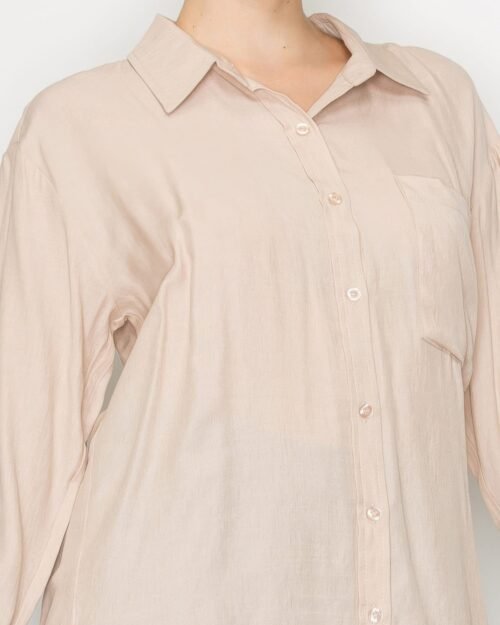 button down collared linen shirt