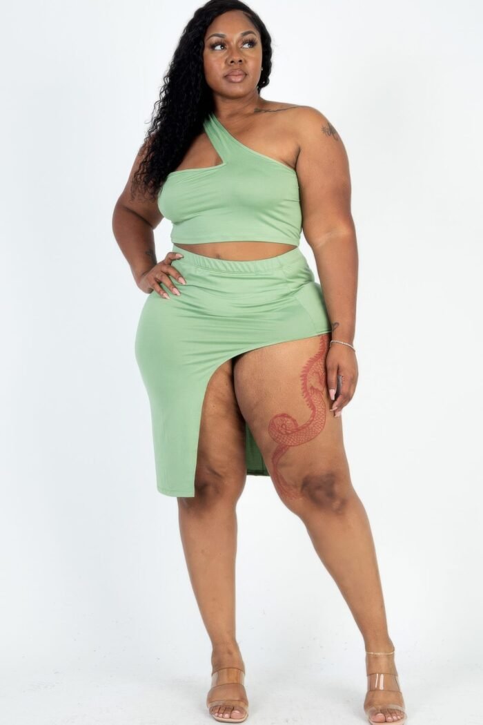 Plus size sexy solid one shoulder crop top & split thigh midi skirt set