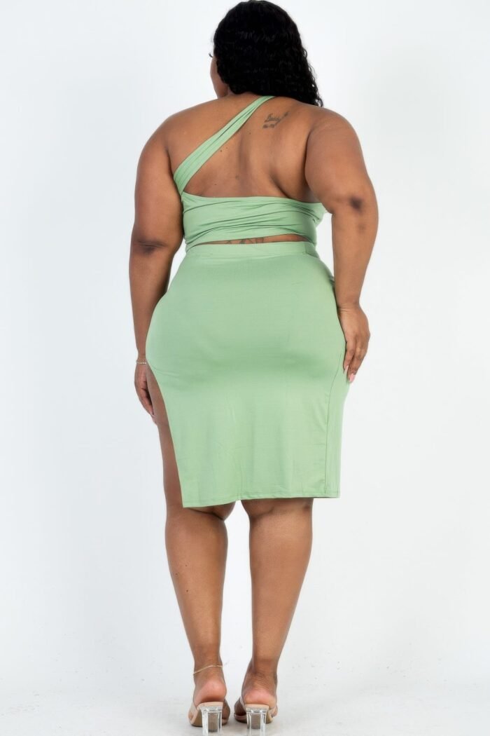 Plus size sexy solid one shoulder crop top & split thigh midi skirt set