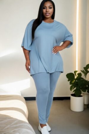 Plus Size Oversized T-shirt & Leggings Set Plus Size Oversized T-shirt & Leggings Set