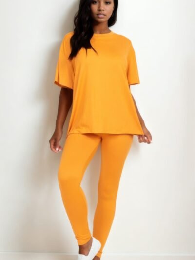 Oversized T-shirt & Leggings Set Oversized T-shirt & Leggings Set