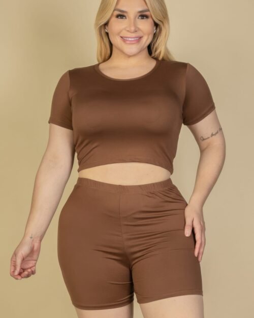 Plus Size Short Sleeve Crop Top & Shorts Set
