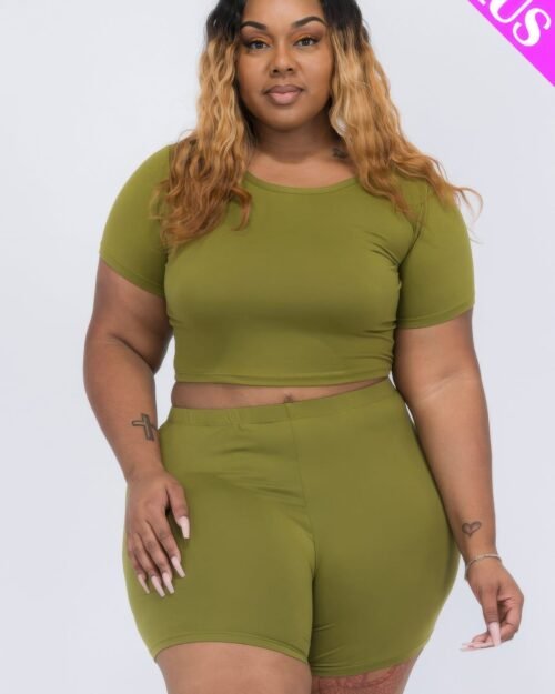 plus size short sleeve crop top & shorts set