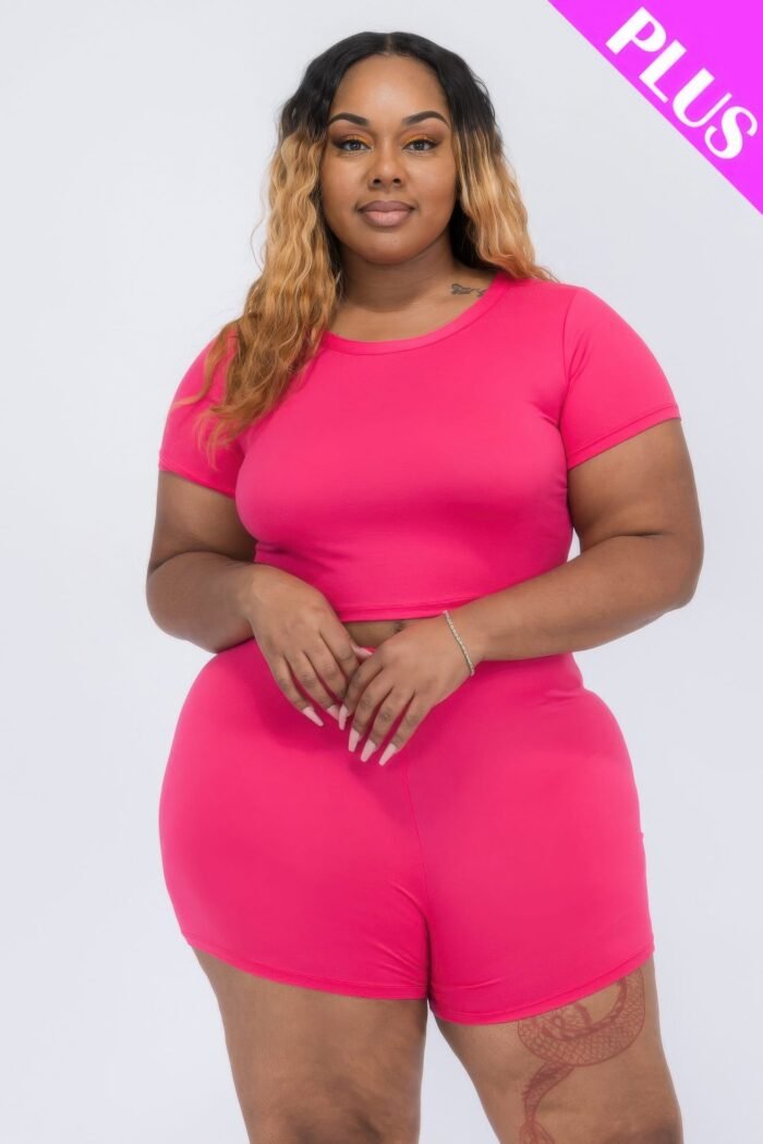 Plus size short sleeve crop top & shorts set - image 11
