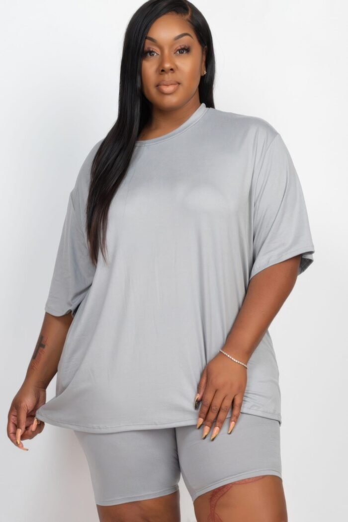 Plus size loose fit top & biker shorts set