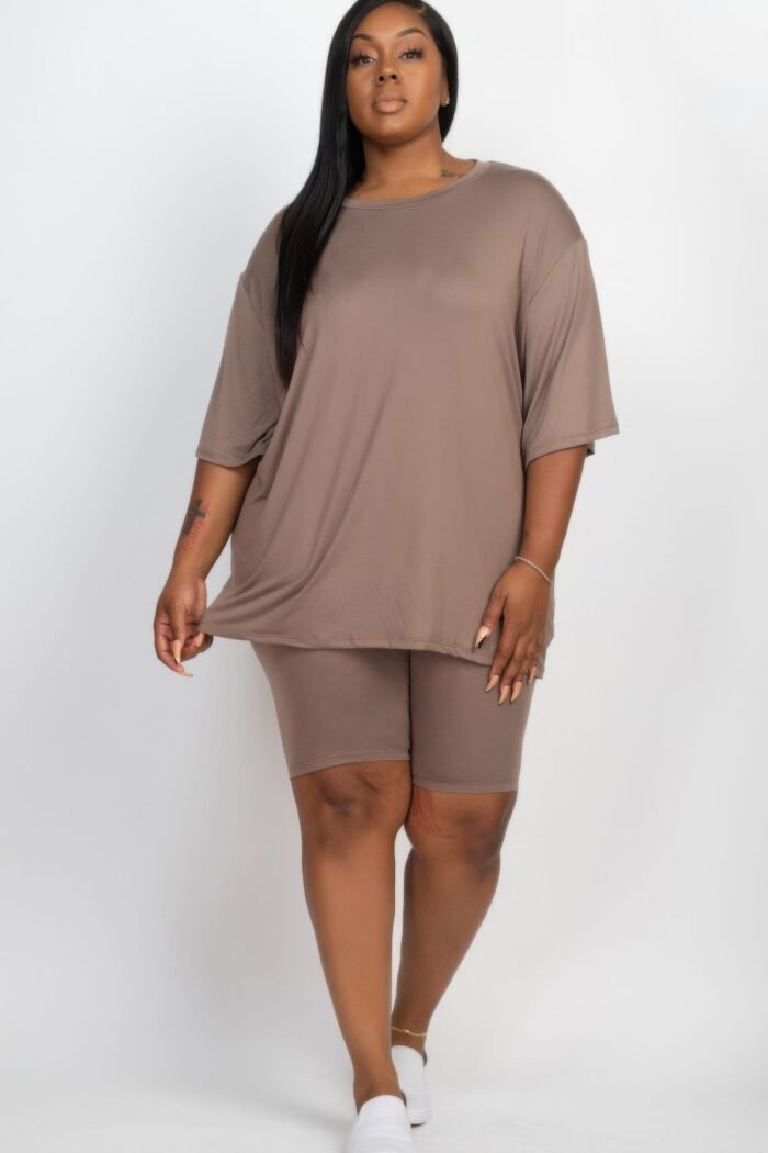 Plus size loose fit top & biker shorts set