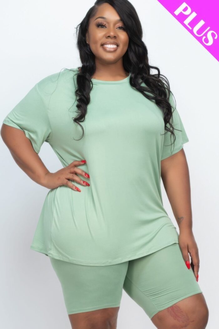 Plus size loose fit top & biker shorts set
