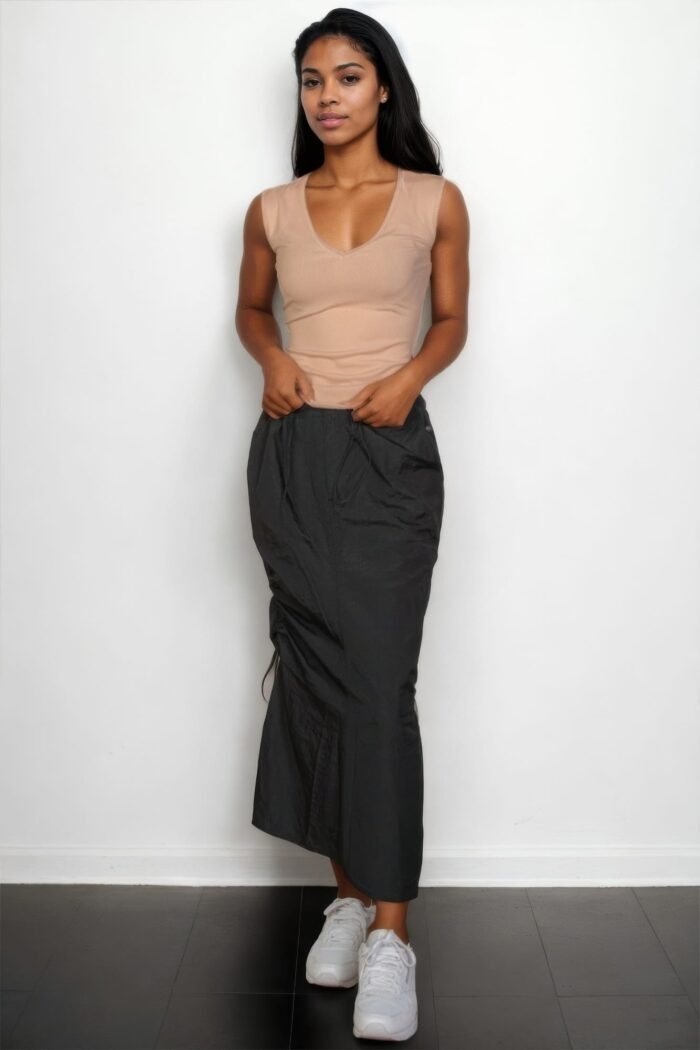 Ribbed v-neck sleeveless top