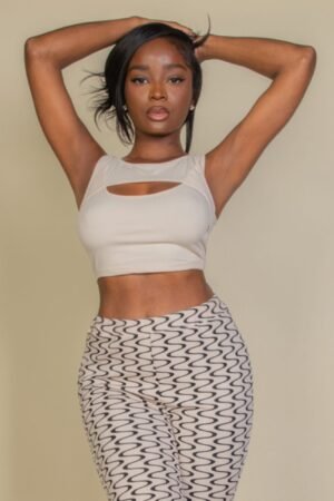 Slim fit ribbed cut out crop top in black for women