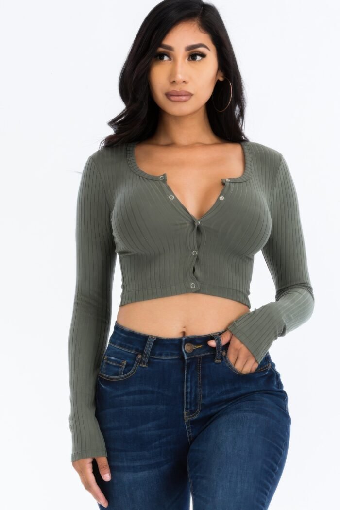 Ribbed long sleeve snap button down crop top