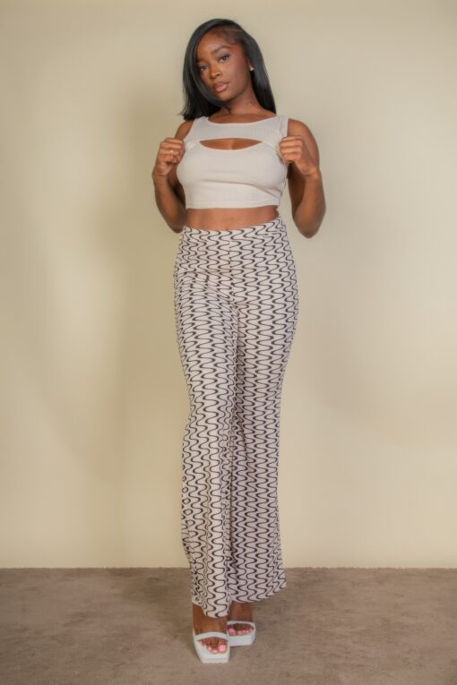 Wavy Print High Waist Flare Pants - Image 9