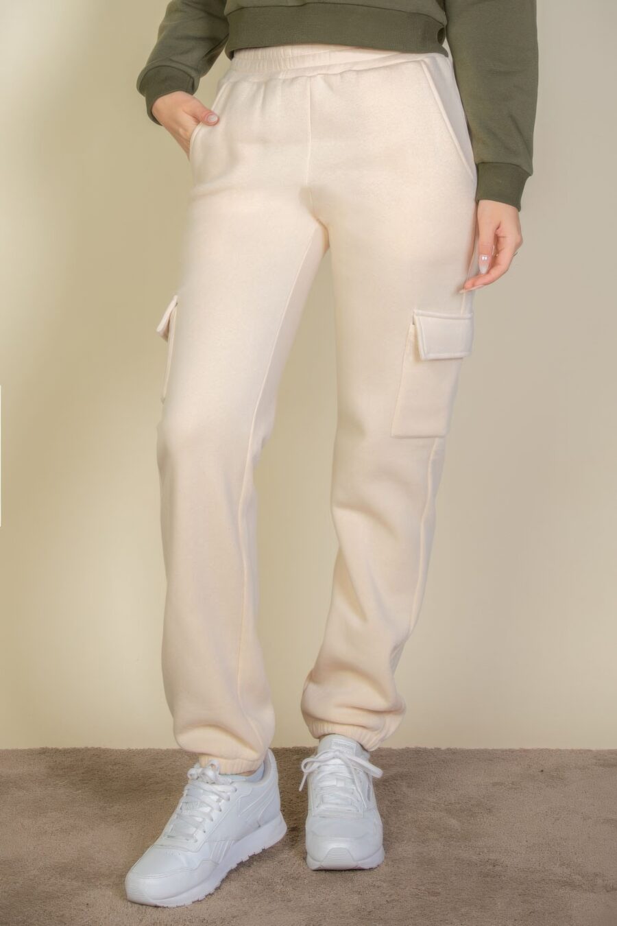 Side pocket drawstring waist sweatpants