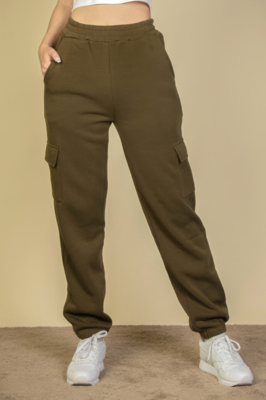 Side pocket drawstring waist sweatpants