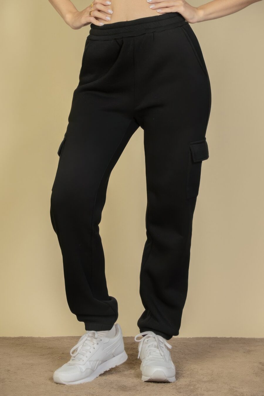 Side pocket drawstring waist sweatpants