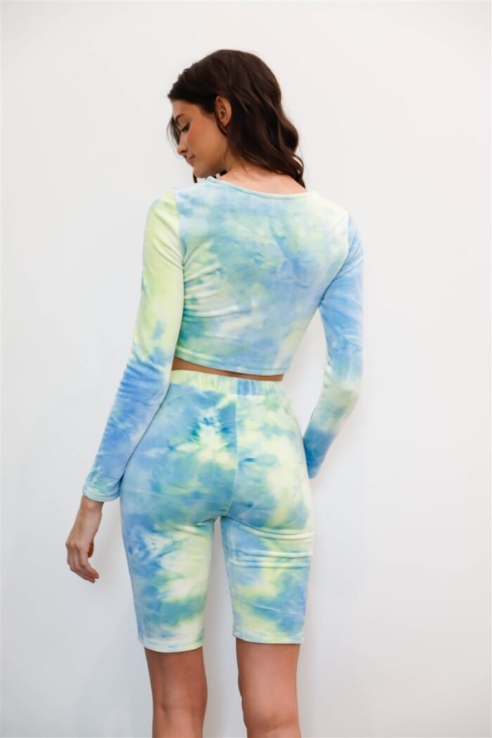 Multicolor tie-dye velvet cropped long sleeve top & bike shorts set