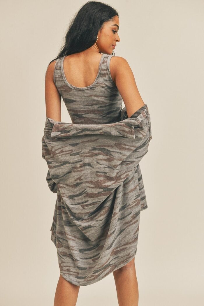 Cardigan three piece - image 7