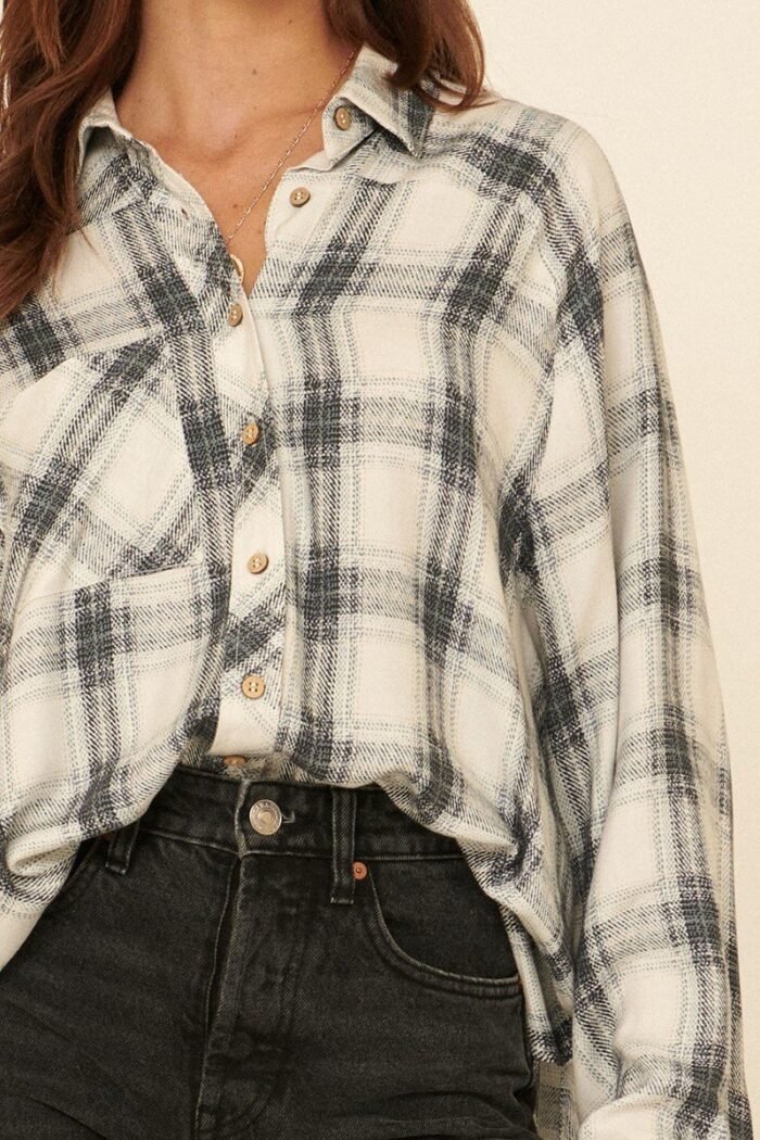 Oversized loose fit plaid shirt