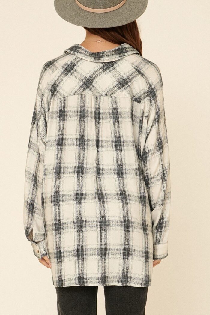 Oversized loose fit plaid shirt