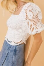 A Cropped Lace Top - Image 5