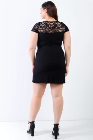 Plus Lace Details Short Sleeve Mini Dress Plus Lace Details Short Sleeve Mini Dress
